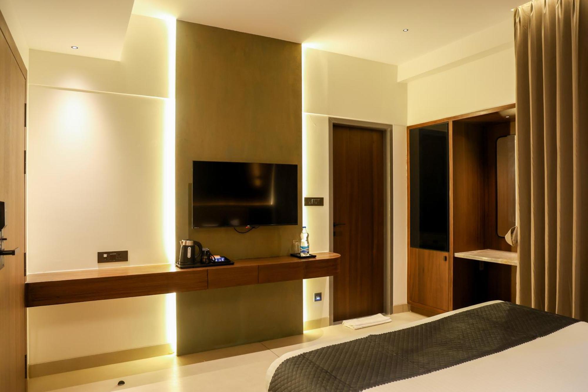 Raga - A Boutique Hotel Belgaum Ngoại thất bức ảnh