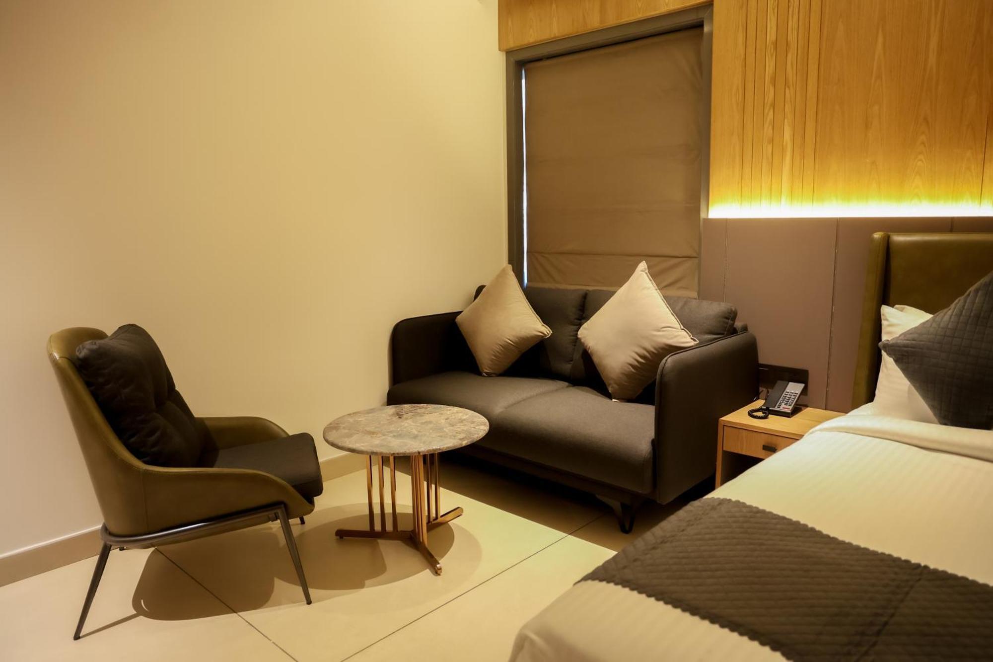 Raga - A Boutique Hotel Belgaum Ngoại thất bức ảnh